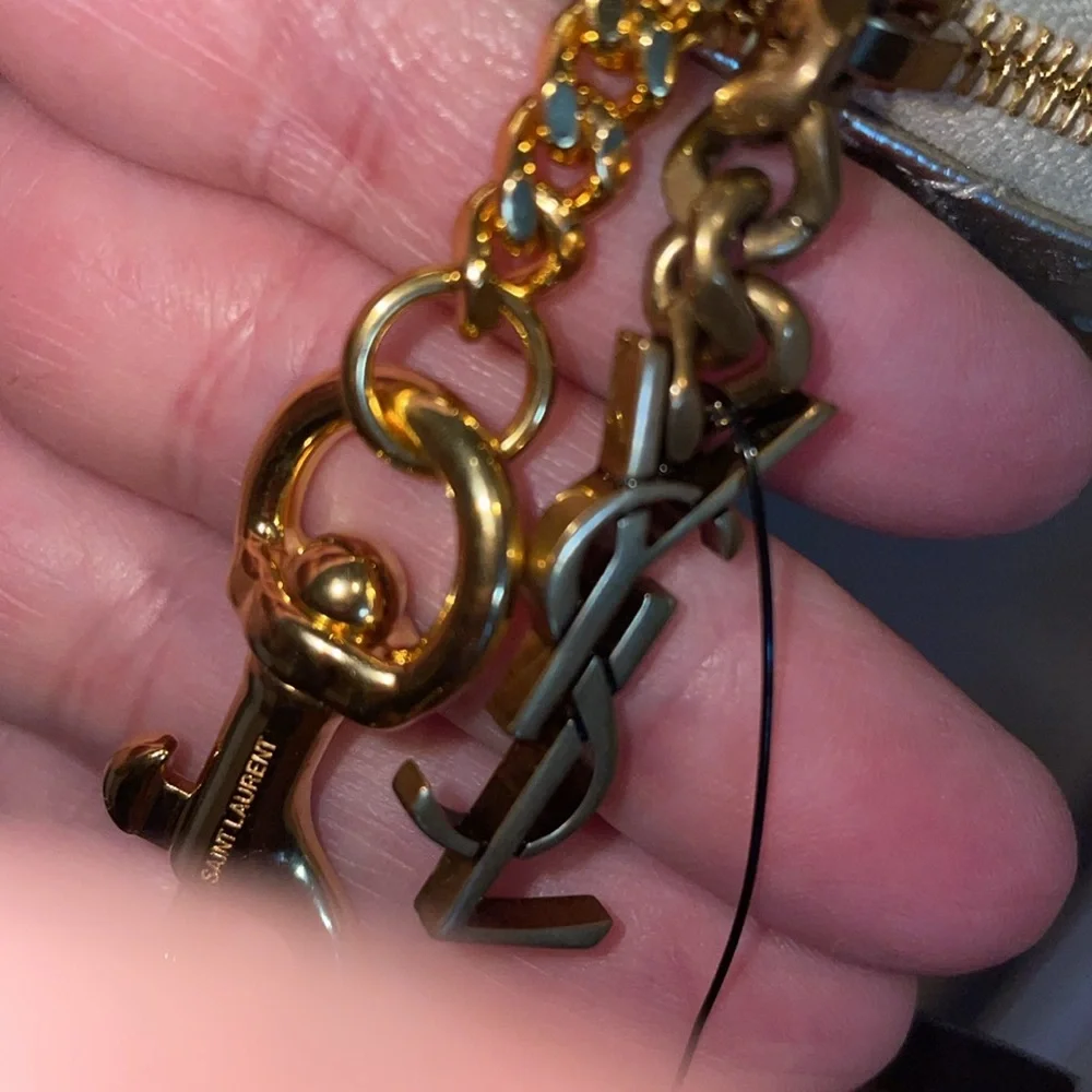 New SL quilted leather coin/key chain - Picture 13 of 13